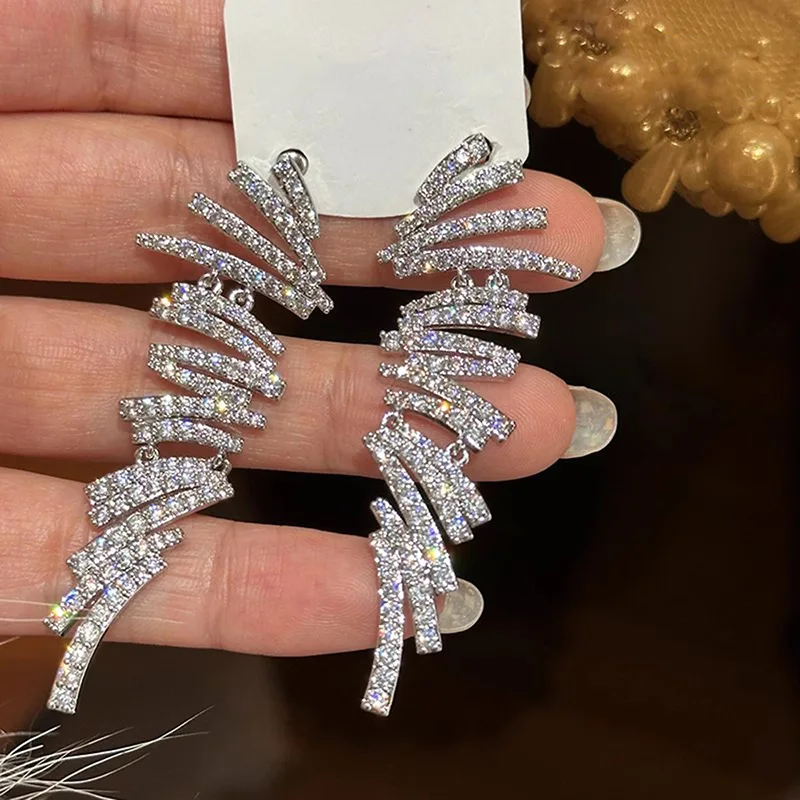 ZAKOL Übertriebene, unregelmäßige, vollbesetzte Ohrringe mit großen Zirkonia-Steinen für Damen, luxuriöser, eleganter Schmuck für Hochzeiten, Partys und Bankette – Detail 6