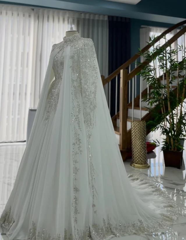 Classic White Arab Bridal Gown High Neck Sequinned with Shawl vestidos Muslim A-line Evening Gown Weddings Dresses Customized