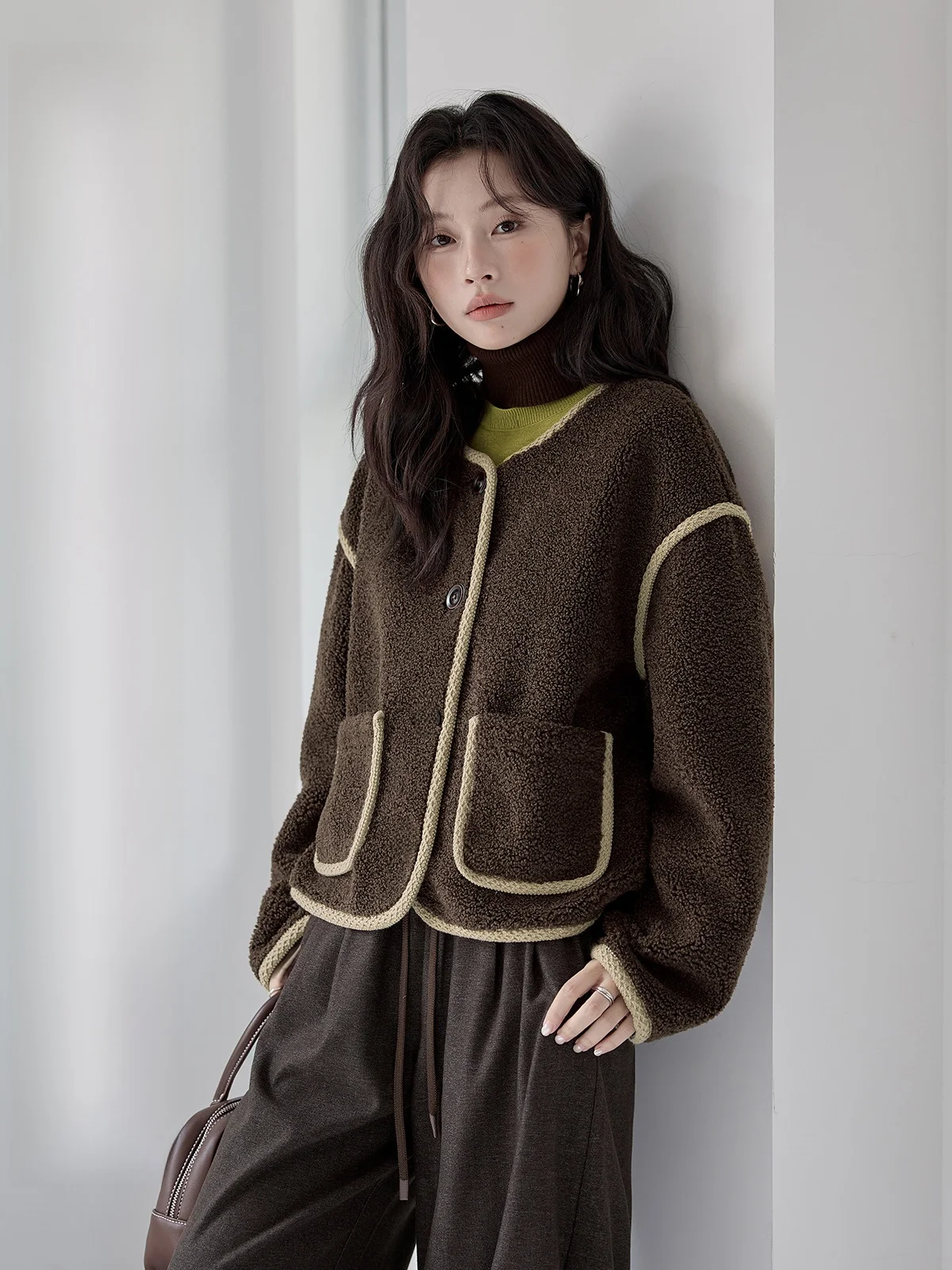 

HuiXi Lamb Fur Jaet Women's 2025 Winter New Sle Retro Ele Versatile Patchwork Faionable Top Commute Loose Fit Long ...