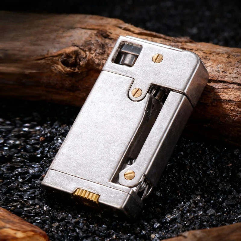 

Mechanical Press Automatic Ignition Lighter Retro Curved Blade Design Windproof Oil Lighter Smoking Accessories Gadgets for Men