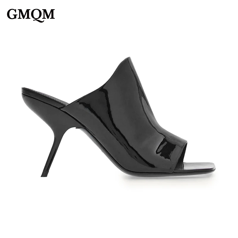 

GMQM весенне-летние новые шлепанцы на высоком каблуке с круглой головкой и тонким наклоном из лакированной кожи, женские сандалии с открытым носком