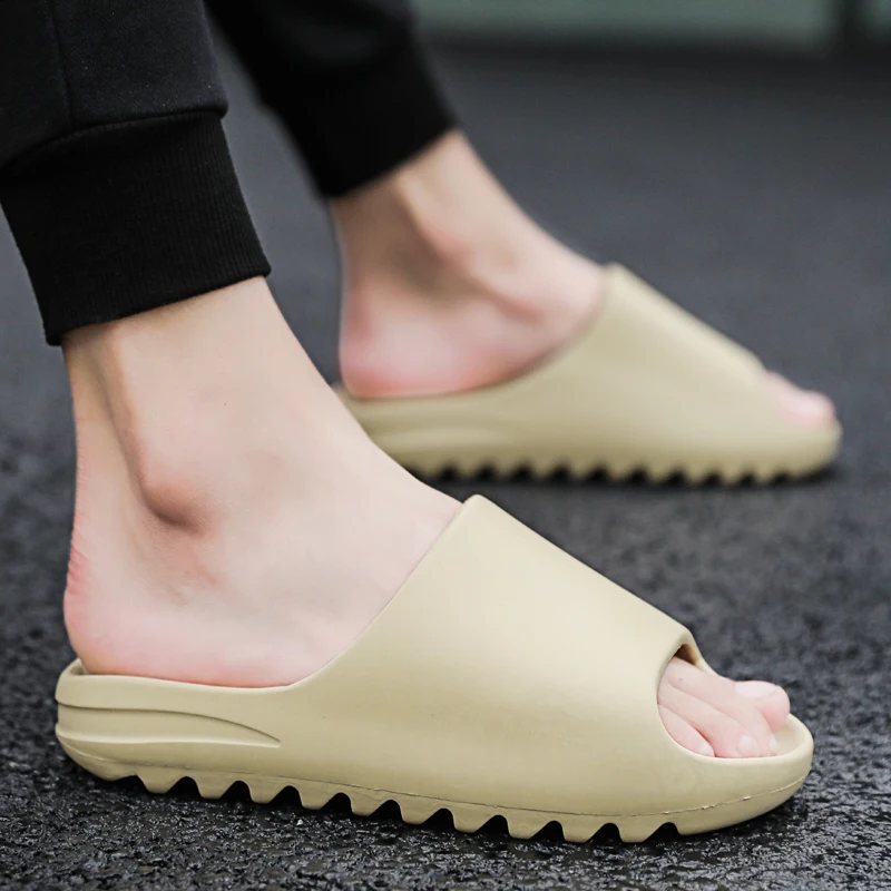 2025 Summer Light Weight Outdoor Slipper Men Roman Sandals Male Beach Shoes Sneakers Casual Footwear Women Flat Beach Sandals