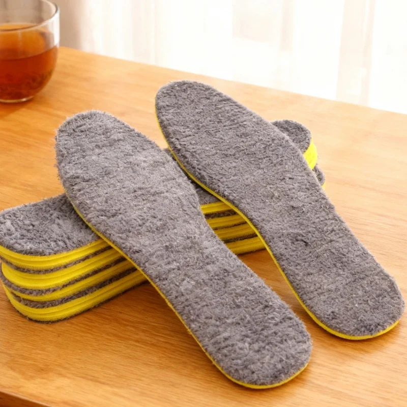 2-6 قطعة 2025 جديد النعال الحرارية اللاتكس المرأة صوف الضأن مع الصوف سميكة الشتاء سوبر لينة الثلوج الأحذية نعل