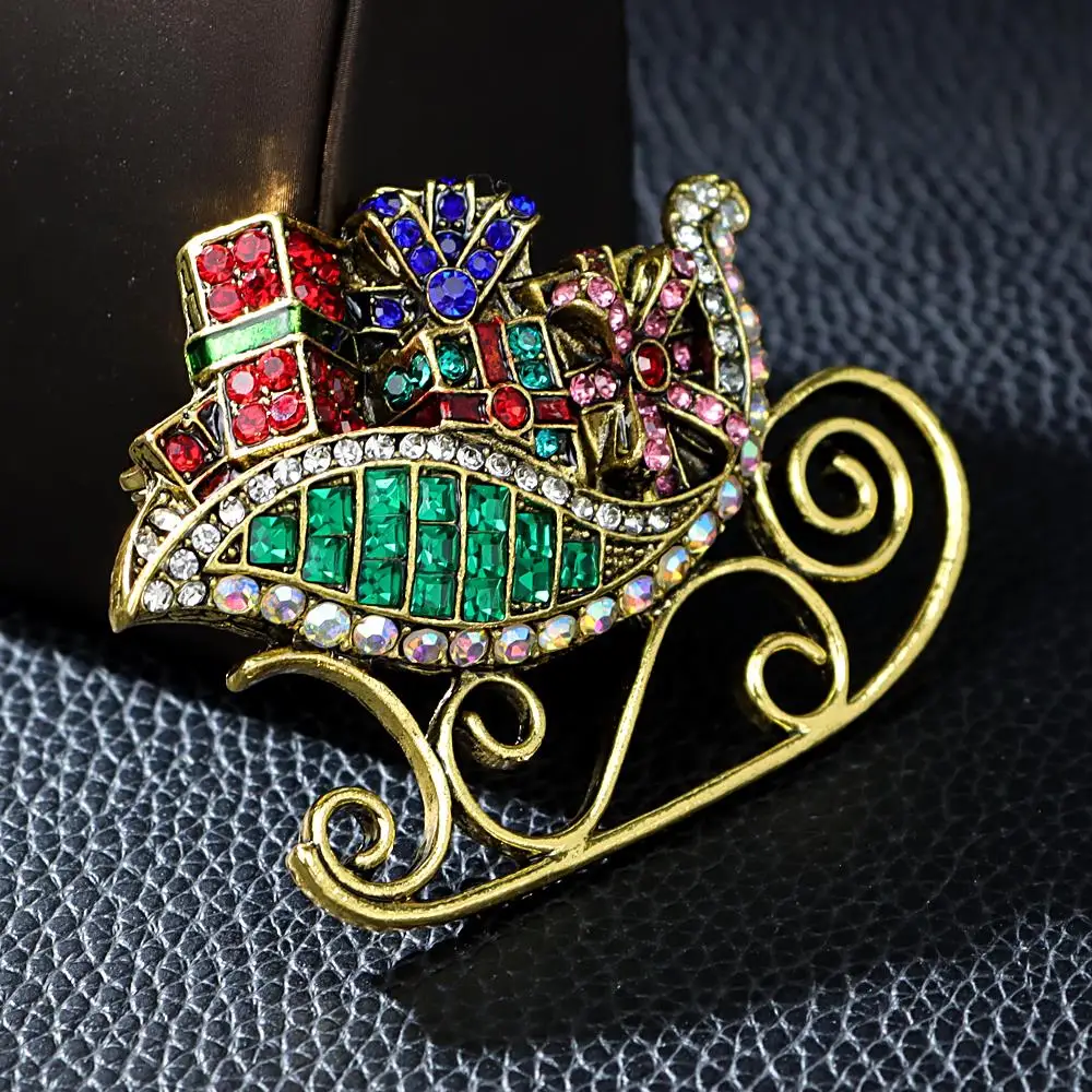 CINDY XIANG Rhinestone Large Sled And Christmas Gift Brooch Luxury Fashion Party Decoration Pin New Design 2023