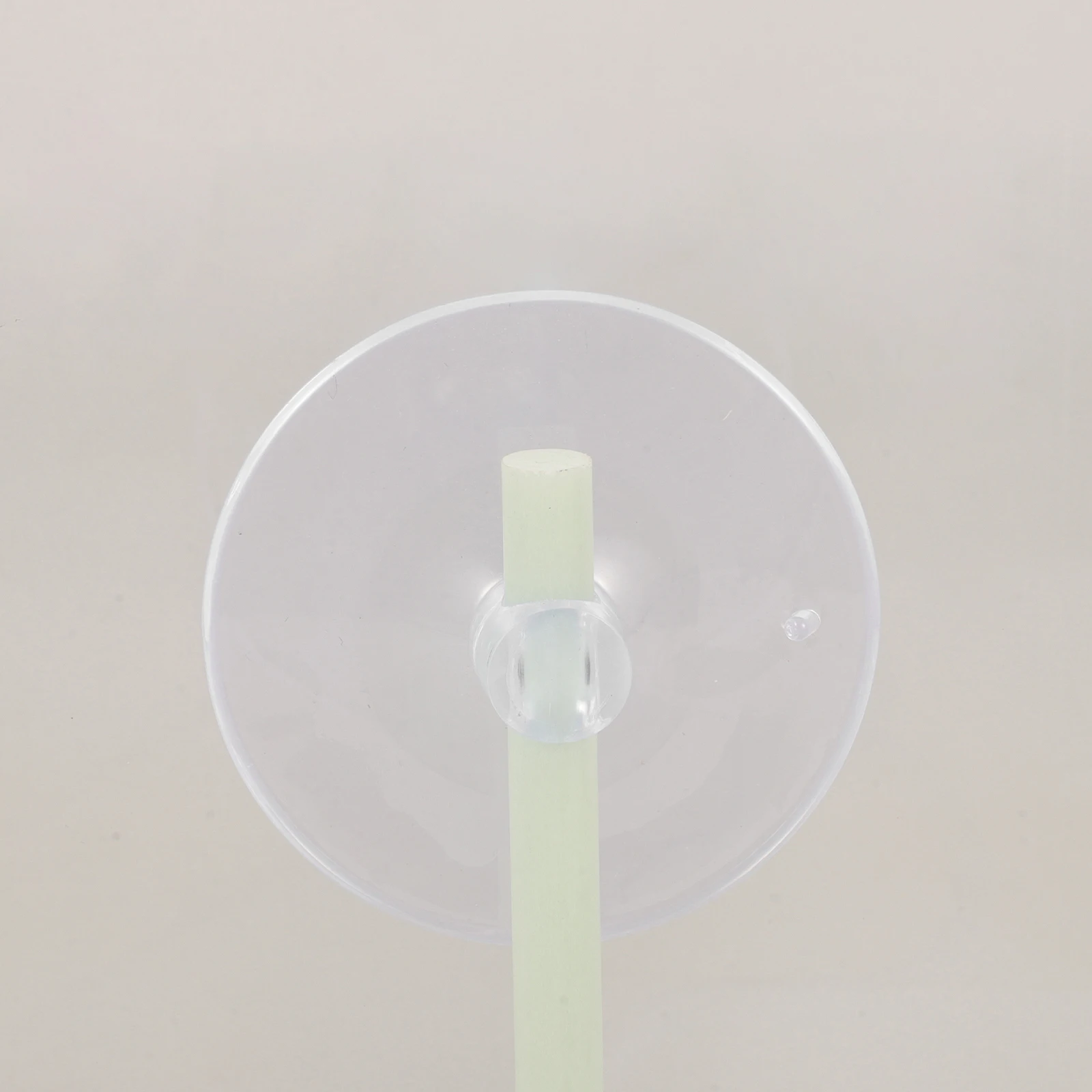 

1Pcs Floating Plant Fence Aquarium Fish Feeding Fence Floating Plants Separator Reusable Plastic Floating Duckweed for Tank