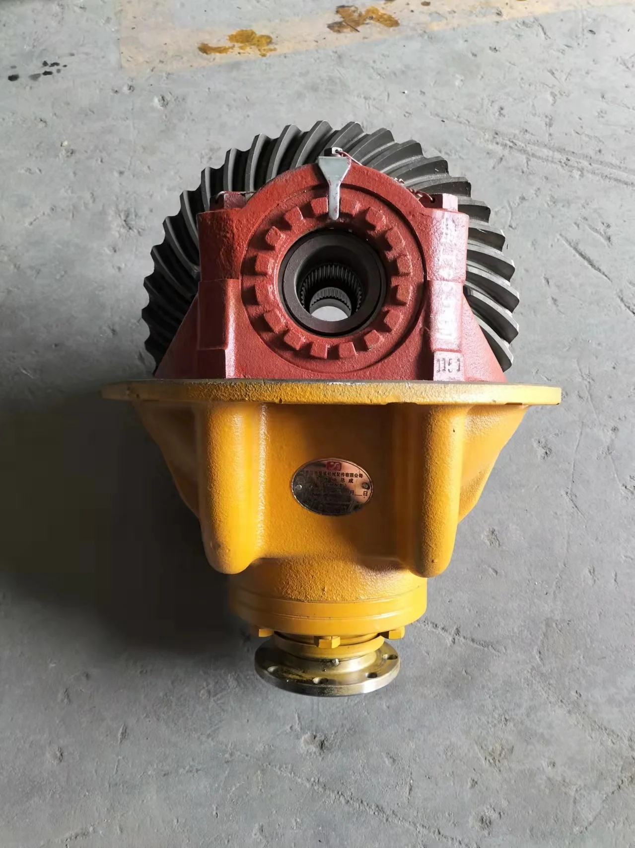 29090008751 rear axle for  loader L956FRear axle final drive assembly. Shandong Lingong Wheel Loader