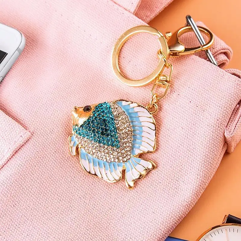 Glitzernder Strass-Fisch-Schlüsselanhänger, goldener Schlüsselring, Themen-Taschenanhänger, Auto-Schlüsselanhänger, modische Schlüsselanhänger-Accessoires – Detail 12