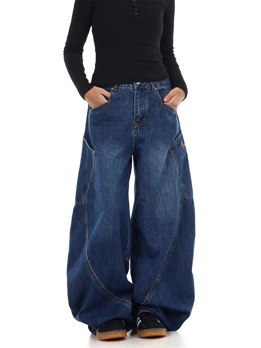 

High Waist Wide Leg Jeans Women's Design Sense Atmosphere Japanese Harajuku Knife Pants Big Pockets Embroidery Denim