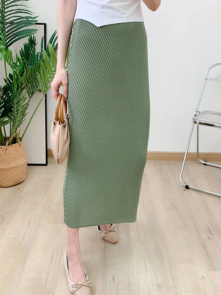 Pleated Women Skirt Casual Fashion Elastic Waist Solid Color New 2024 Summer Split Versatile Simplicity Clothing