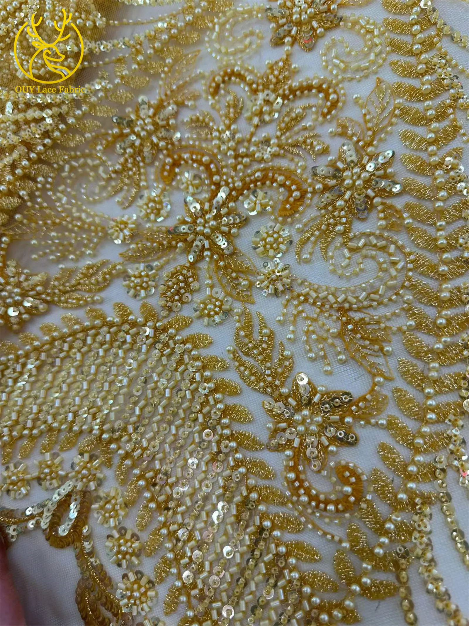 Luxuriöser goldener nigerianischer Mesh-Spitzenstoff mit Perlen und Pailletten, afrikanische französische Brautstickerei, Hochzeitsspitze für Damen, Partykleid, Nähen – Detail 6