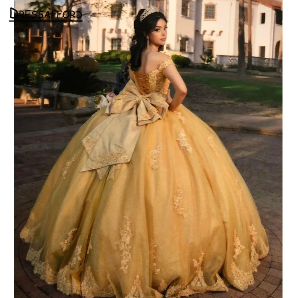 

Princess Gold Quinceanera Dresses 2023 Off Shoulder Applique Pearls Cinderella Sweet 16 Dress Vestidos De 15 Anos