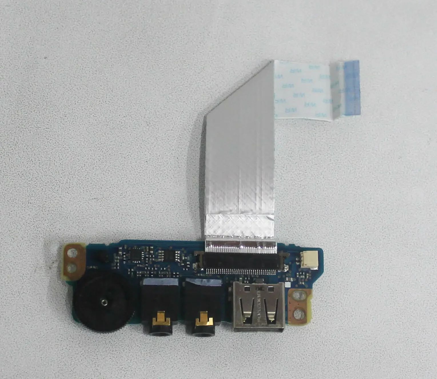 P000488030 FOR TOSHIBA PORTEGE R500 SERIES CTE SON TOS FMUJA1 ROHS