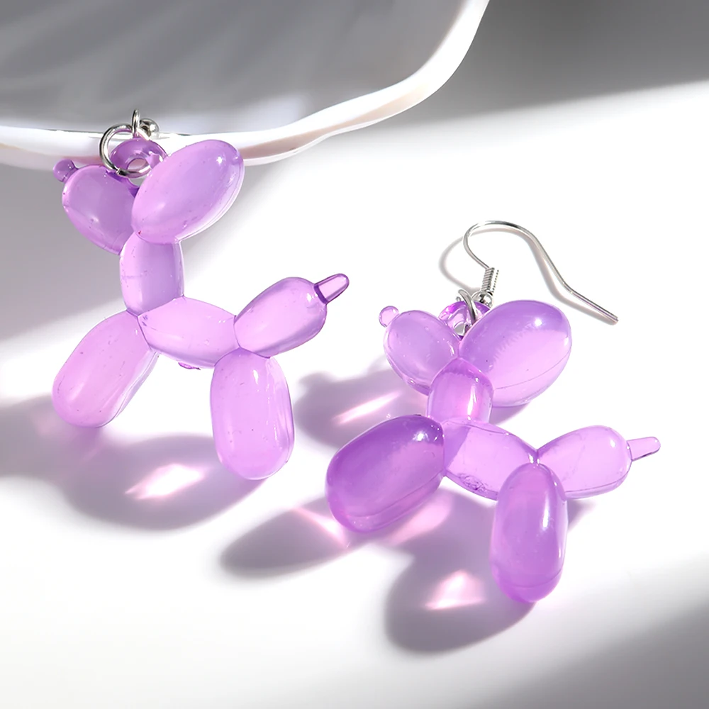 Niedliche Acryl-Ohrringe mit bunten transparenten Ballons und kleinen Hunden, lustige Cartoon-Tier-Ohrhänger, Party-Schmuckgeschenk – Detail 3
