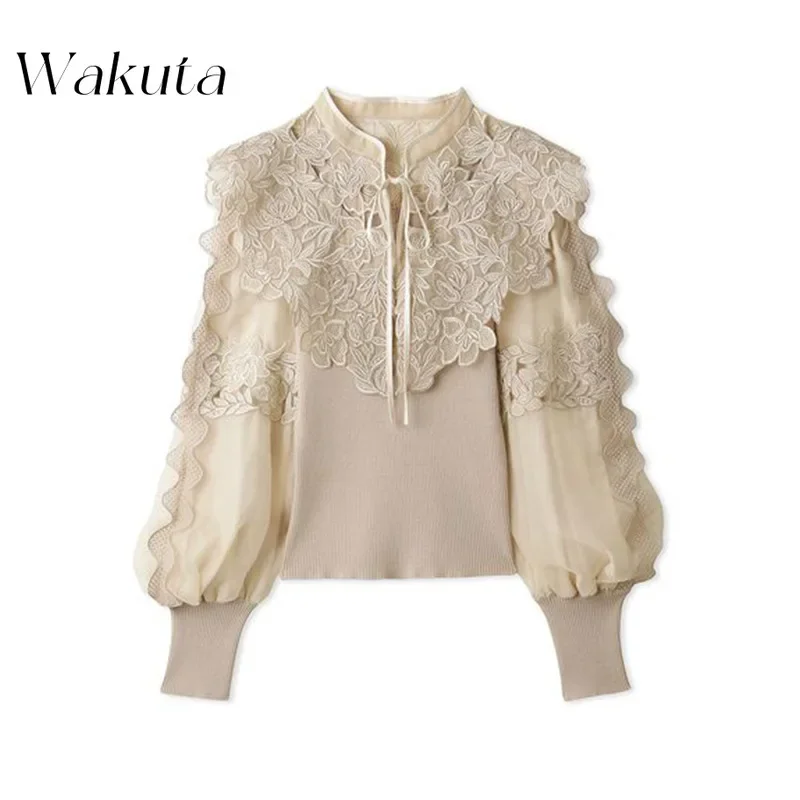 WAKUTA-camisetas Retro japonesas para Mujer, Tops con lazo de encaje, cuello de linterna, Mangas de empalme, flores dulces, prendas de punto de otoño