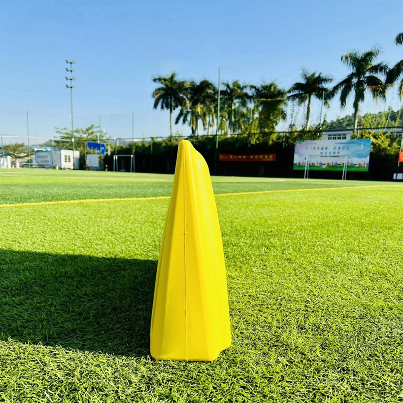 Soccer Rebounder Board Portable Carry Hole PE Durable Training Aid Footwork Skills Practice Tool for Football Outdoor Sessions