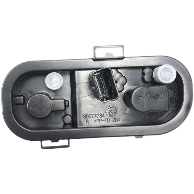 

Tail Lamp Socket Left/Right For Nissan Qashqai 2007-2013 Tail Lamp Tray Outside Rear Light Holder Brake Stop Wire Add Or No Bulb