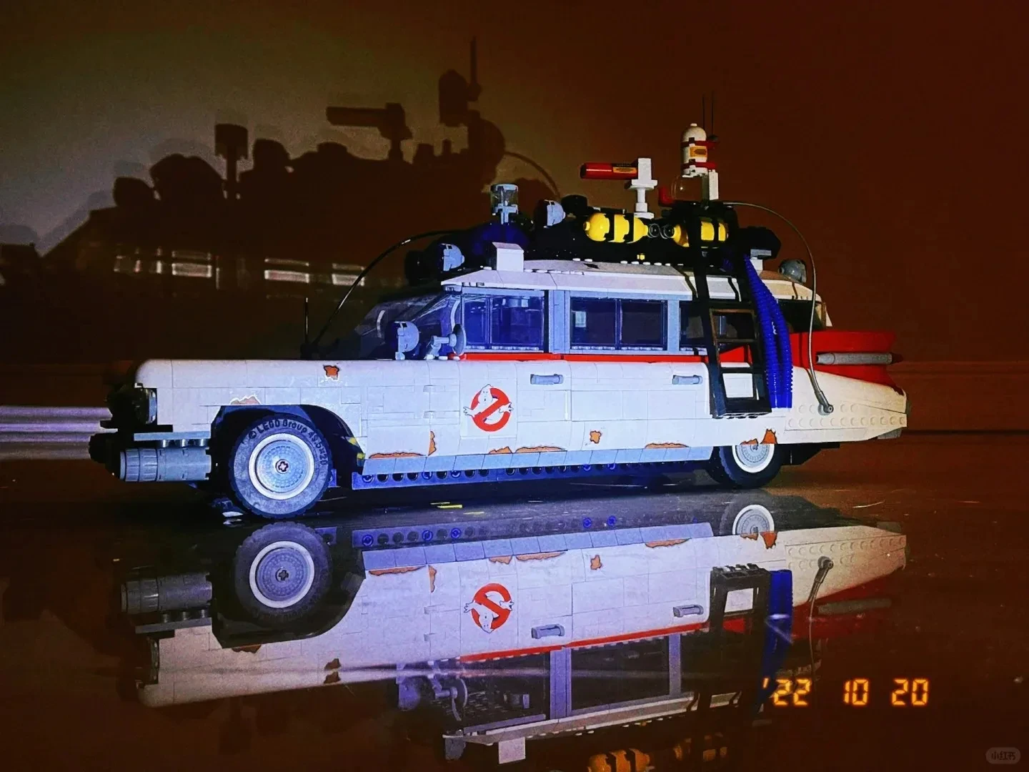 مواصفات الأشباح ECTO-1 2352 قطعة من موديل السيارة المسكونة 10274 لعبة مكعبات البناء للأطفال Ultimate Ghostbusters
