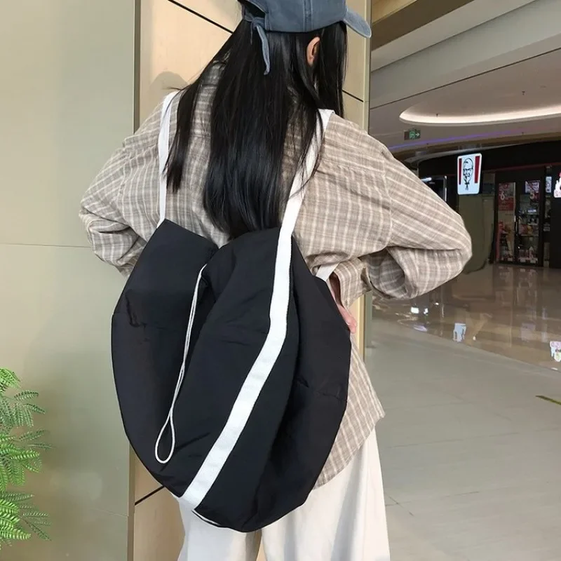 

Элегантная минималистичная уникальная сумка для подгузников для женщин: стильный клатч, мини-сумка, винтажная модная сумка через плечо