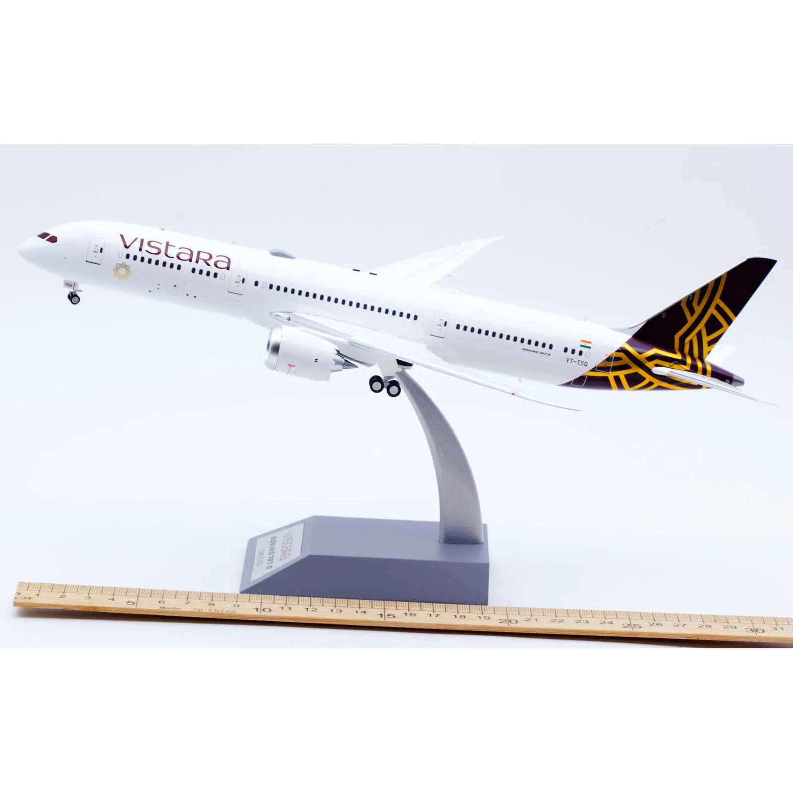 IF789UK1123 سبيكة تحصيل طائرة هدية تدفق 1:200 الخطوط الجوية فيستارا بوينغ B787-9 دييكاست طائرة نموذج طائرة VT-TSQ #2