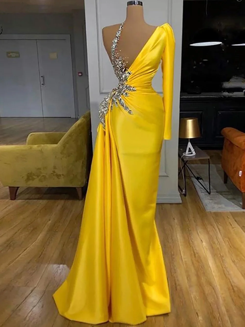 Women Prom Dresses Golden One Shoulder Long Sleeve Sexy Illusion Floor Length Mermaid Sequined Evening Party Banquet Gowns