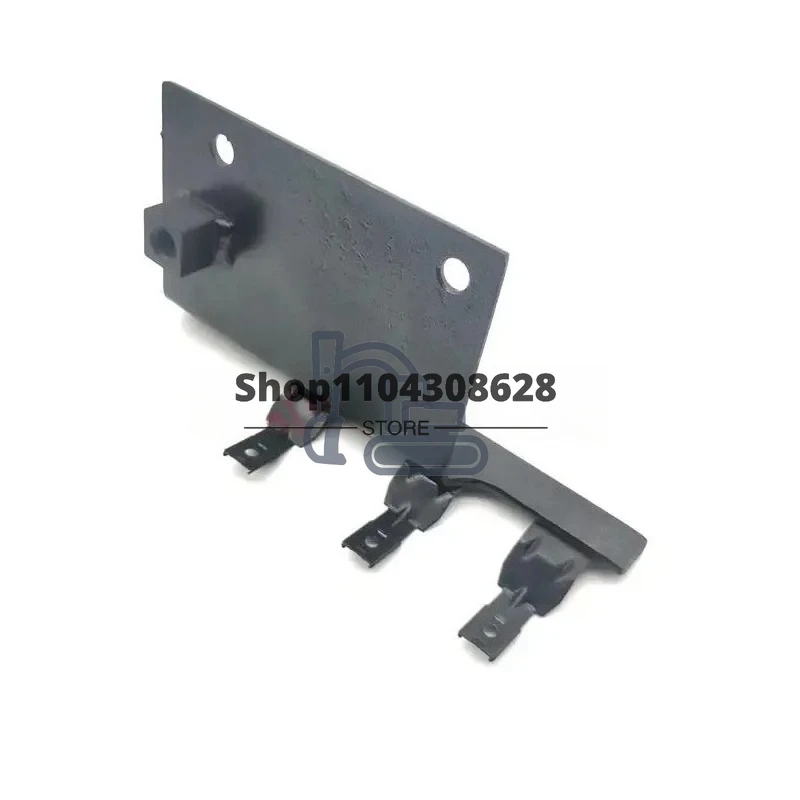 VALVE BRACKET Komatsu 20Y-06-31171 Excavator BP500, BR300S, BR380,BZ210,PC200-7,PC210-7,PC270-7,PC220,PC290,PC220,PC230 PLUG