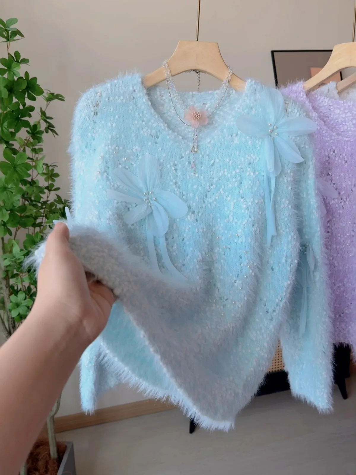 Morbido maglione di velluto viola anti-ara lupo da donna autunno inverno di grandi dimensioni grassoccio MM fiore 3D perline top lavorato a maglia