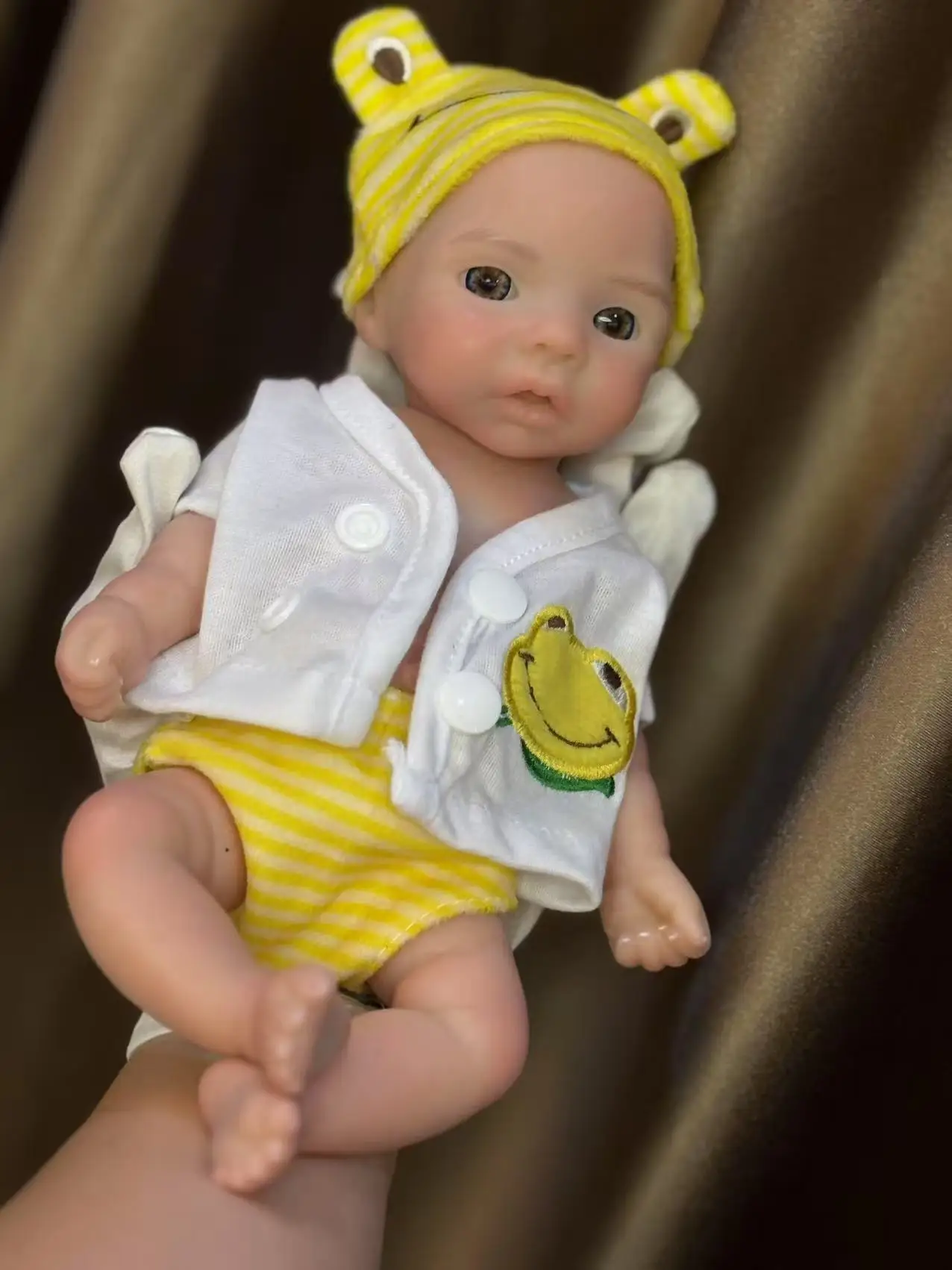 10 inch siliconen reborn pop levensecht geschilderd pasgeboren babymeisje speelgoed met open mond waterdichte herboren bebe pop voor verzamelaars