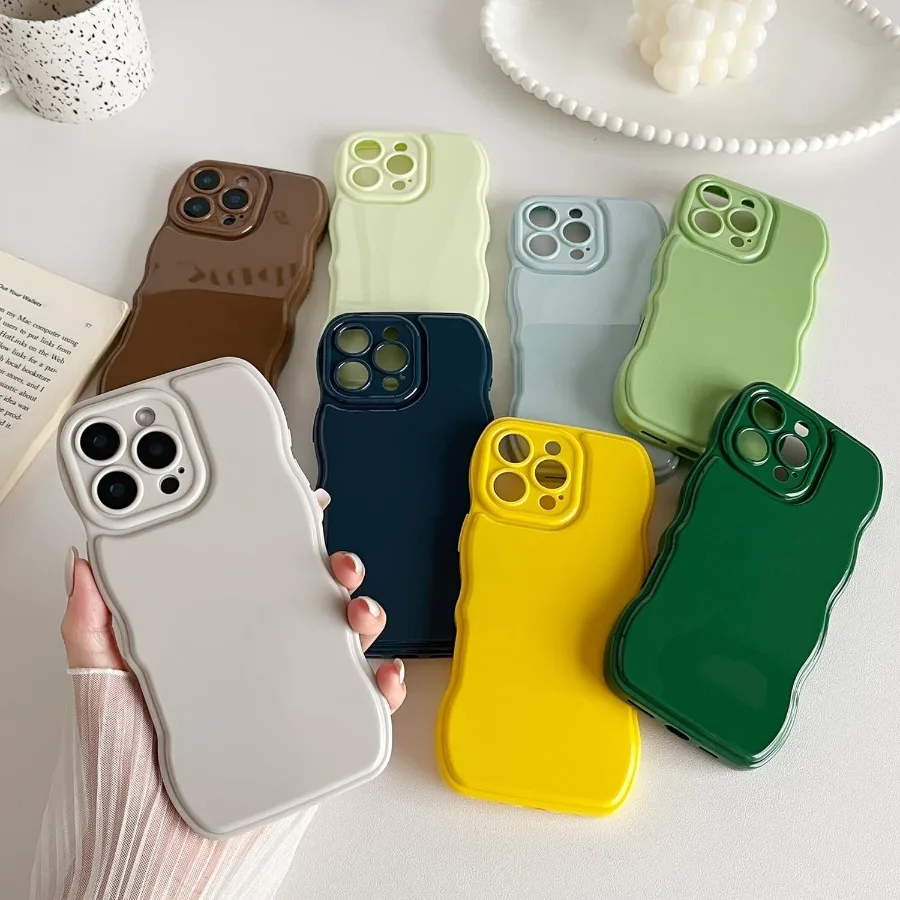 حافظة هاتف لهاتف آيفون 16 برو ماكس بتصميم مموج بسيط وإطار مموج من السيليكون الناعم لهاتف آيفون 16 برو