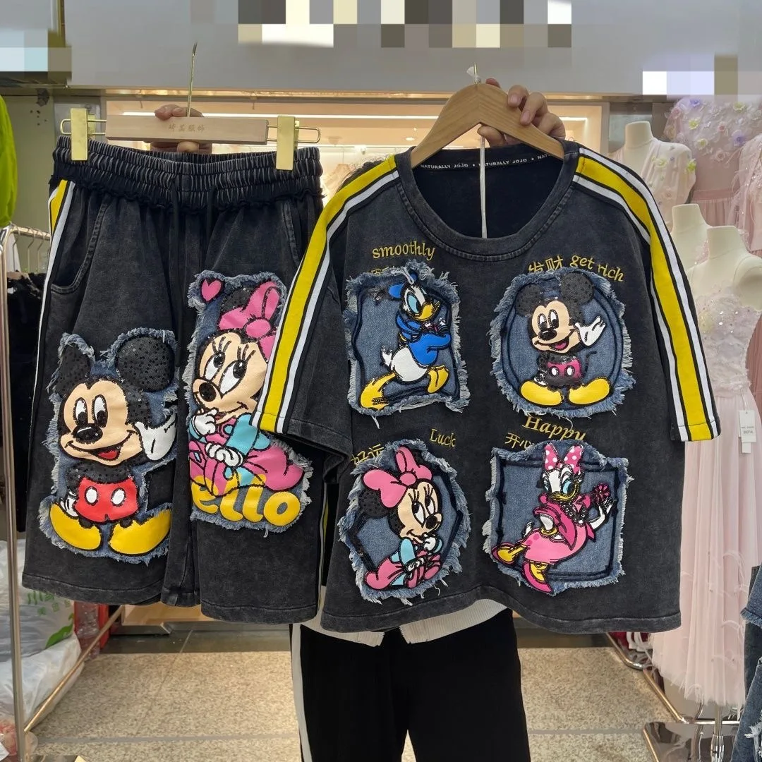 European and American Fashion Heavy Industry cartoon embroidery Short Sleeved Top and Shorts Set, Loose and Fashionable