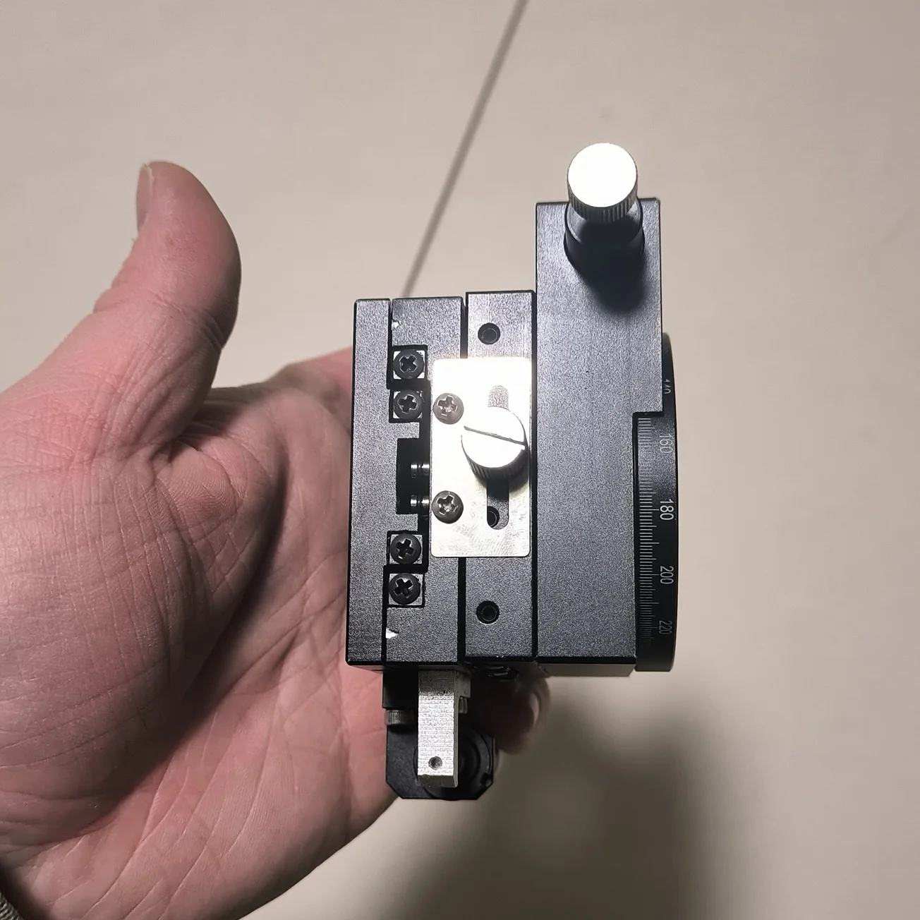 thumb