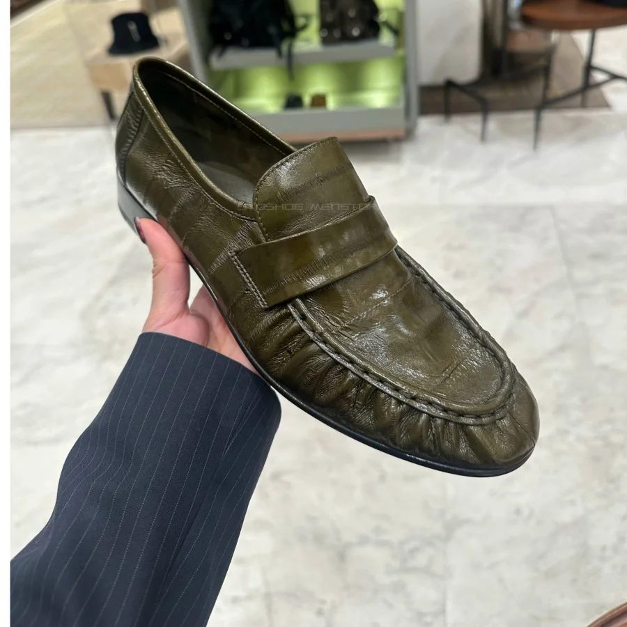 Unisex Vintage Olive Green Slip On Loafers Eel Texture Wrinkled Pointed Toe Old Money Casual Leather Shoes Size 36-46 for Men An