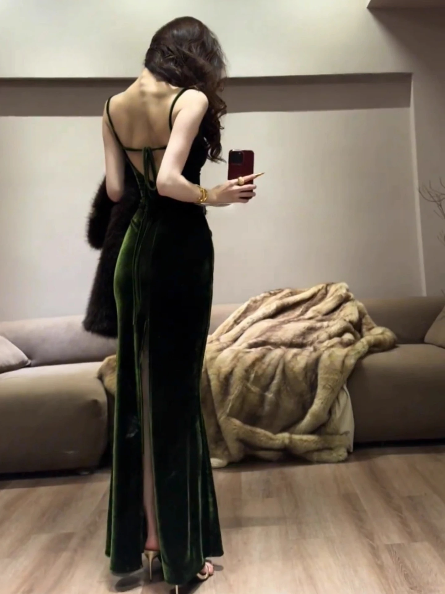 

Eeni Velvet Bal Strap Dr сексуальный подарок на день рождения обёрточная бумага длинная юбка с разрезом на хвосте для женщин осень-зима сезон