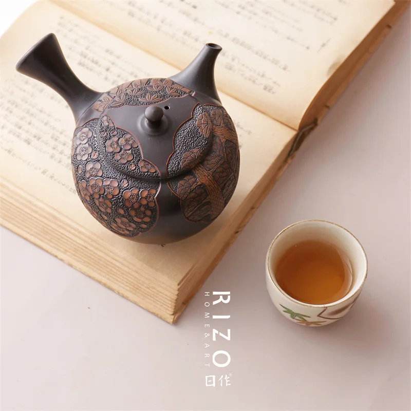 

Japanese Imported Changsha Famous Home Yeshunyuan Second Generation Side Handle Teapot Handmade Pine, Bamboo, Wintersweet Urgent