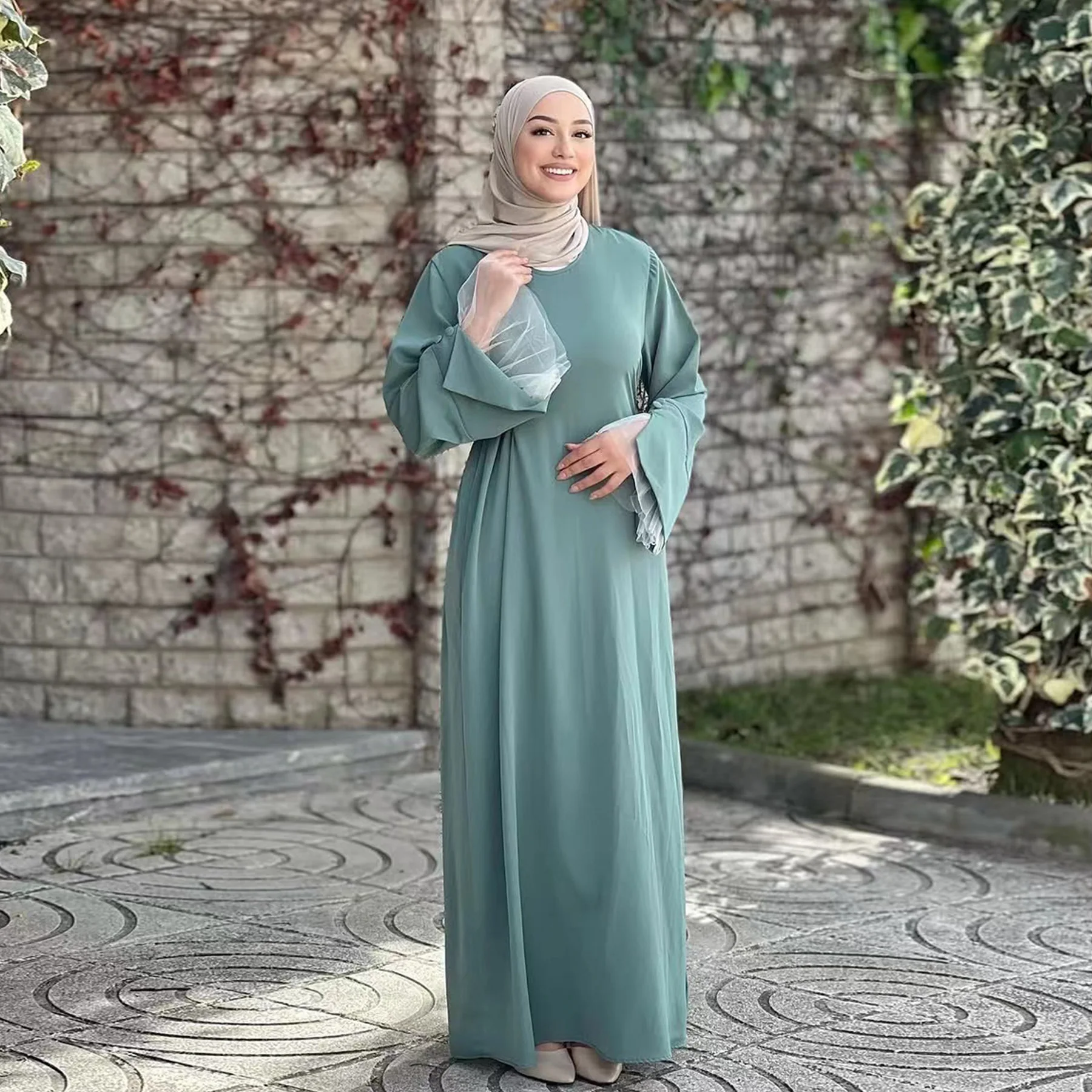 

Plain Abaya Dubai Luxury Arabic Lace Patchwork Sleeves Muslim Women Long Dress Kaftan Robe Ramadan Modest Islam Clothing Kebaya