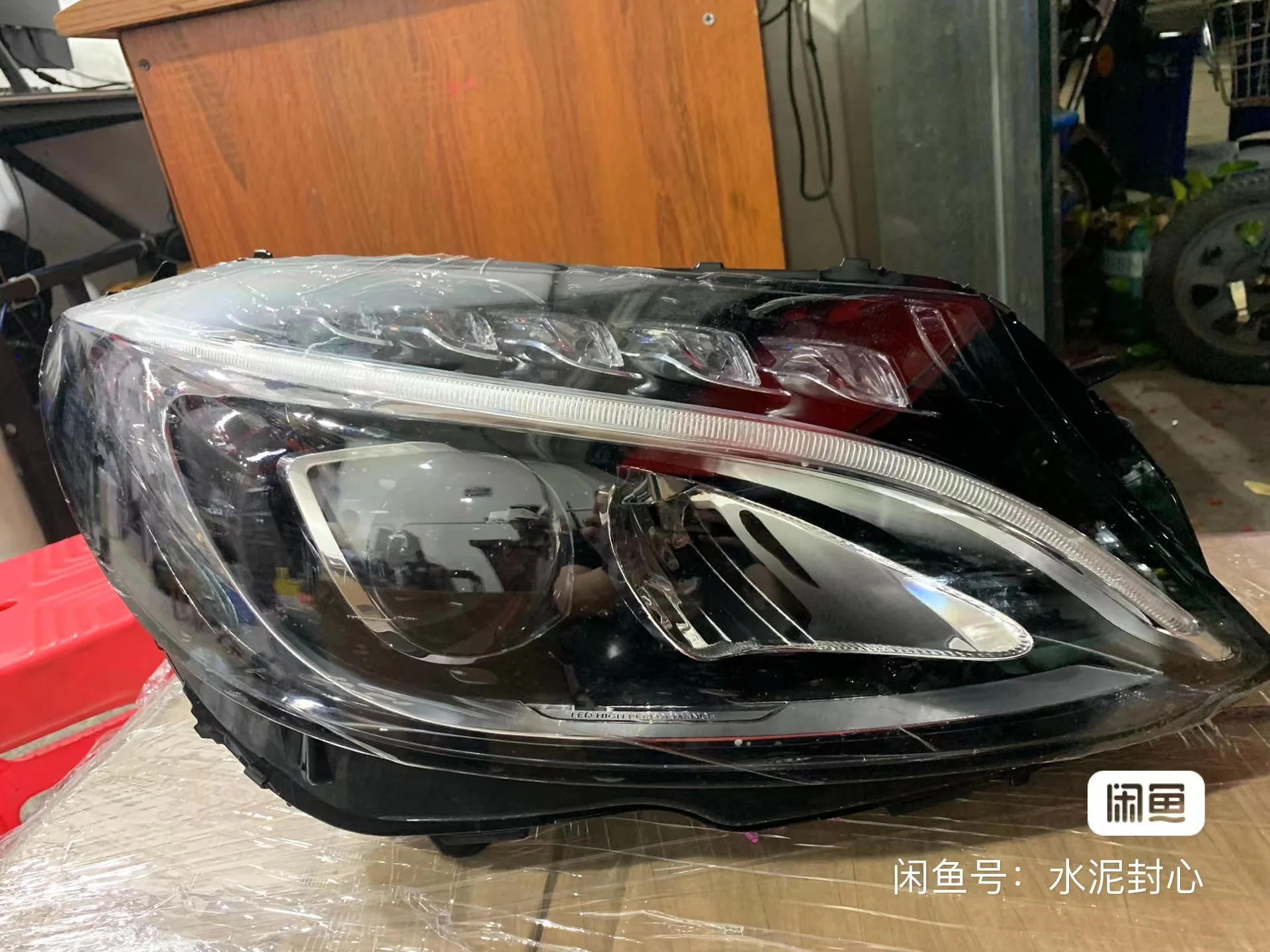 Suitable For Mercedes-Benz W205 Headlights C300 C200 headlight Original