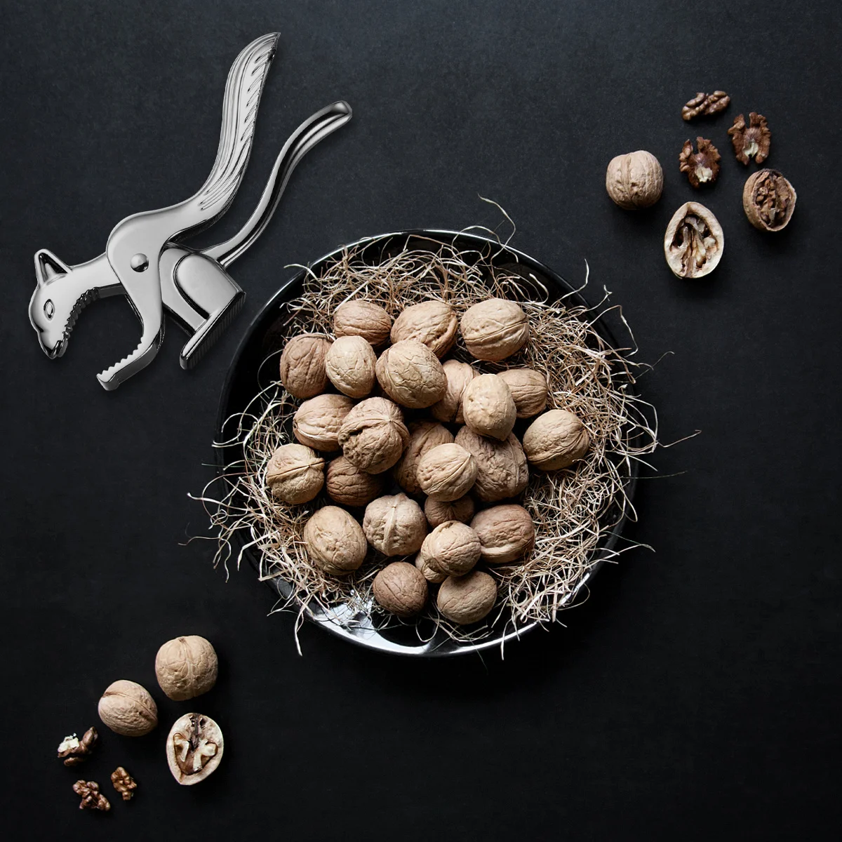 

Walnut Clip Squirrel Shape Zinc Alloy Nut Plier Thickened Non-Slip Handle Kitchen Nuts Cracking Tool For Walnuts Peeling