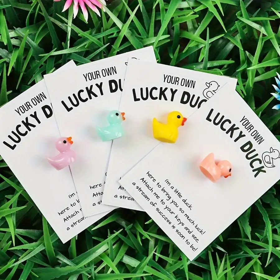 مجموعة عناق الجيب Lucky Duck مكونة من 1000 قطعة - قلادات من الراتنج ذات طابع خيالي مع رسائل ملهمة (متعددة الألوان)، تتضمن هدية C