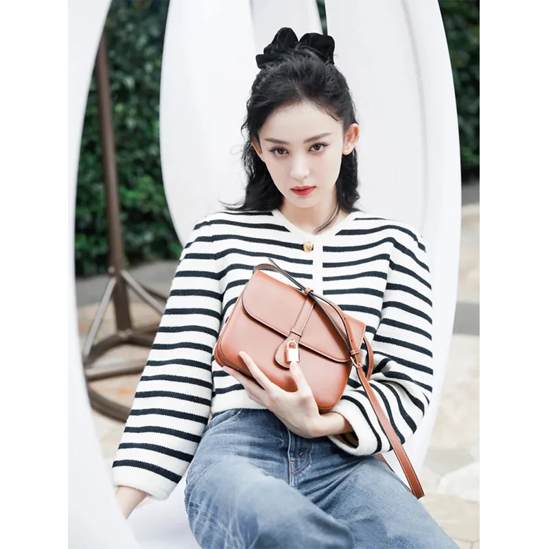 Korean Style O-neck Short stripe Knitted Sweaters Women Autumn Winter Cardigan Fashion Long Sleeve Casual Tops For Women Sweater