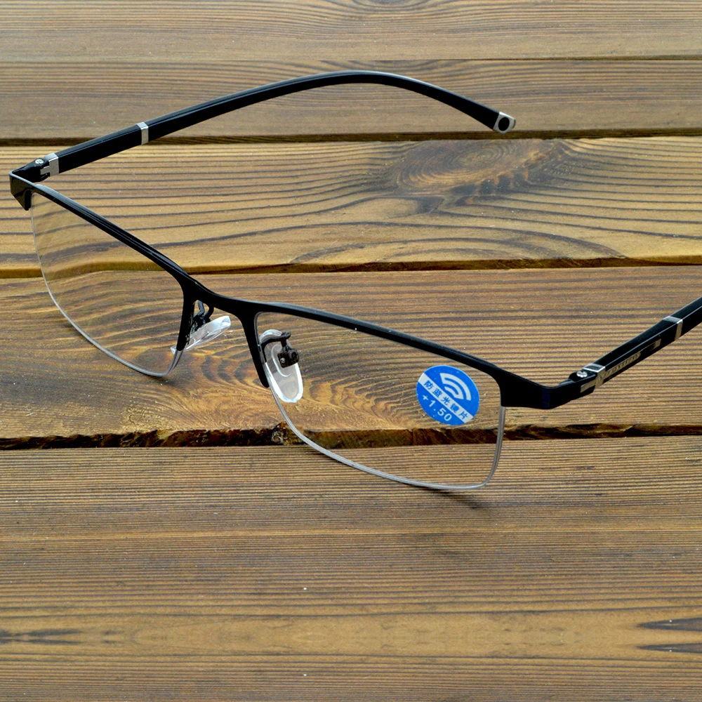 

Photochromic Reading Glasses Halfrim See Near and Far +1 +1.5 +2 +2.5 +3 +3.5 +4