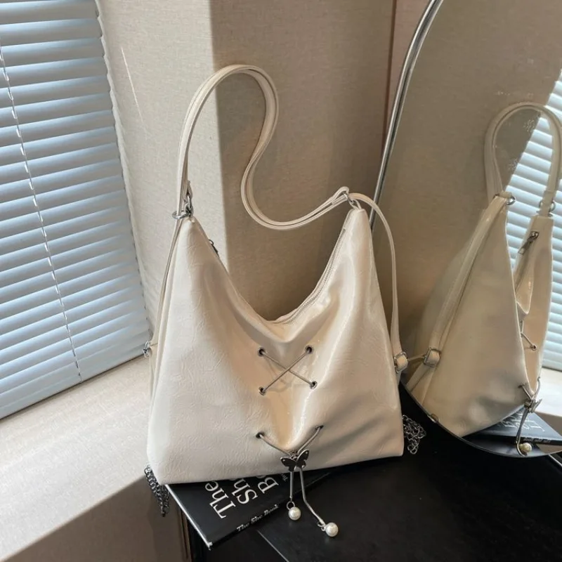 

Stylish Leather Satchel Tote Large Capacity Simple Design Also An Ideal Elegant Diaper Bag For The Modern Woman