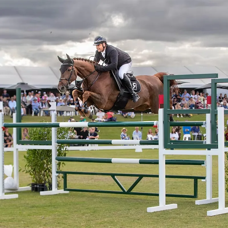 

Aochi Factory Portable Horse Jumping Aluminum Stands Equestrian Racing Training Horse Show Jump Wing