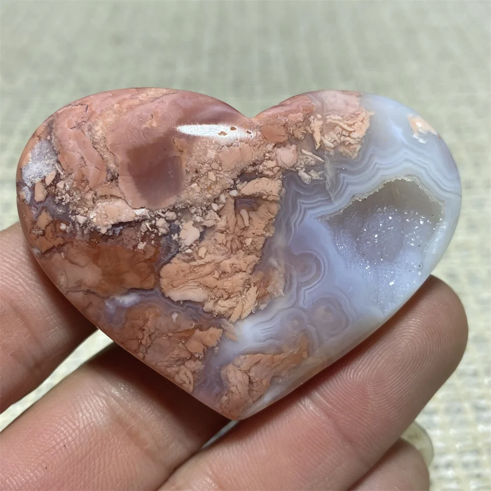 Heart Shaped Pink Flower Agate Palm Stone Natural Mineral Gem Specimen Polishing process Decorative Spiritual Meditation