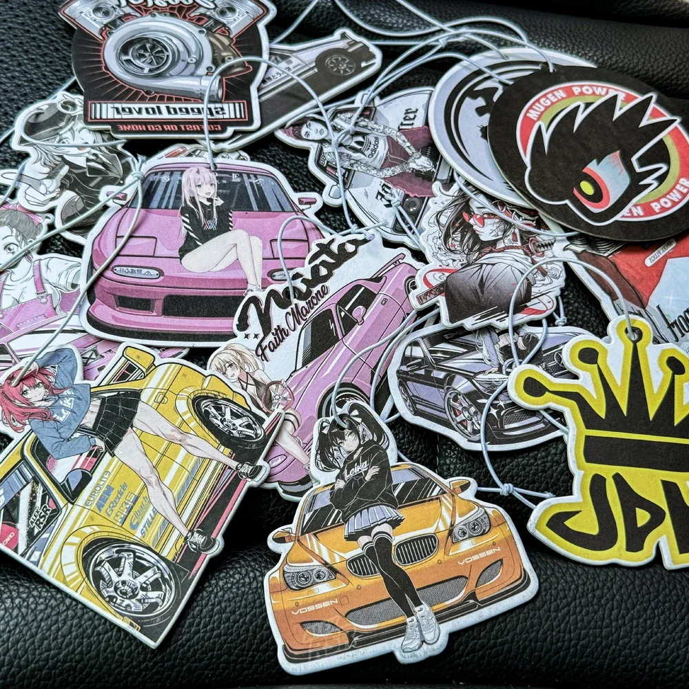 أحدث JDM نمط أداء سيارة فتاة مرآة الرؤية الخلفية قلادة معطّر الهواء الصلبة ورقة الديكور سيارة الديكور أنيمي ديكور #6