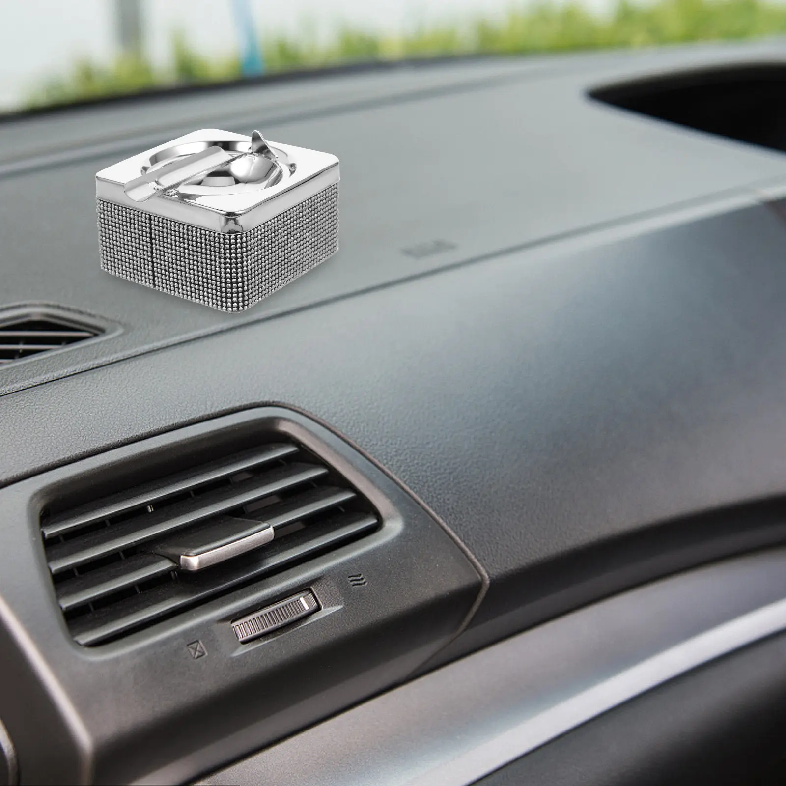 Car Ashtray with Lid Portable Smokeless Odor Blocking Cigarette Holder for Indoor Outdoor Use