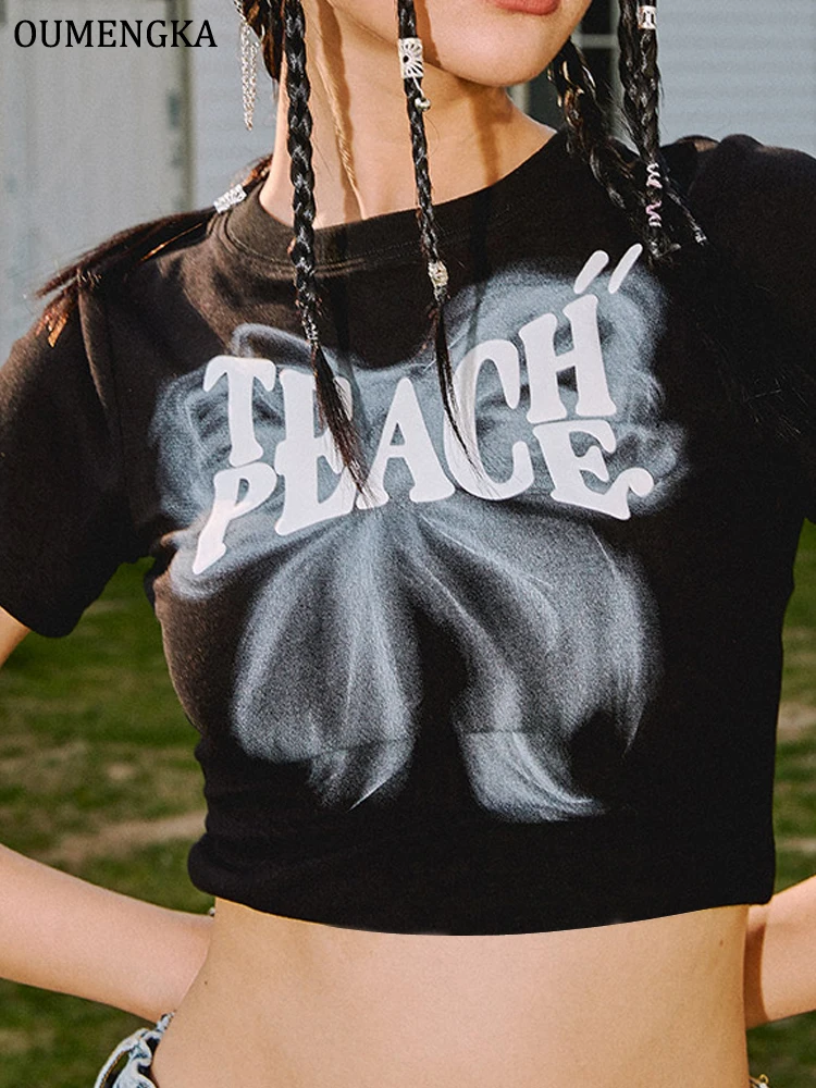 Women Goth Clothes y2k Curved Hem Crop Tops Summer 2023 T Shirts Trashy Aesthetic Short Sleeve Tees Young Girls Streetwear