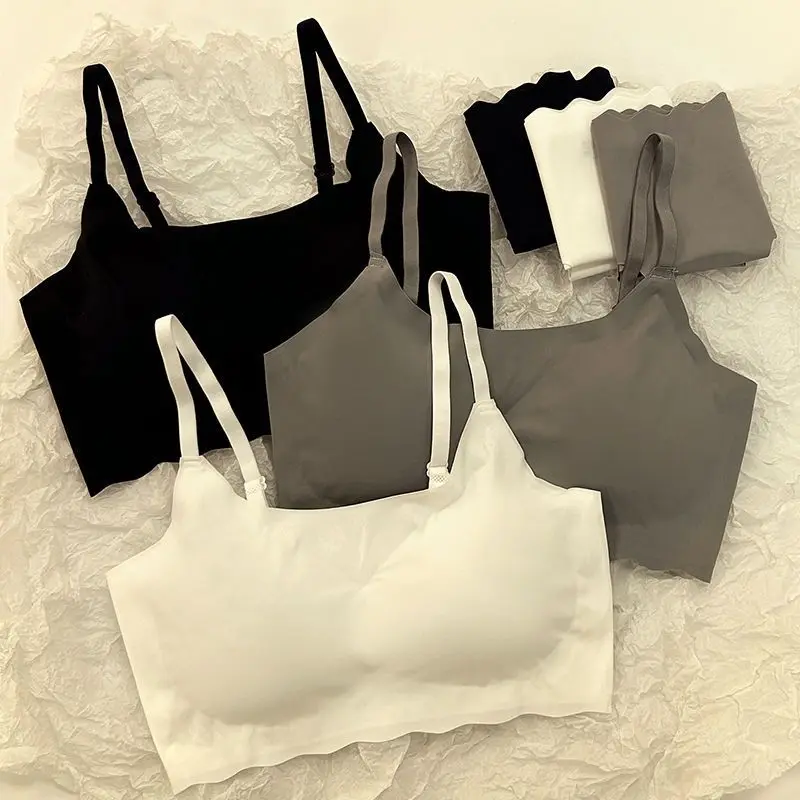 Ice Silk Seamless Sexy Women's Underwear Set 2026 New Style Thin Model for Young Girls Students Summer Breathable Comfortable