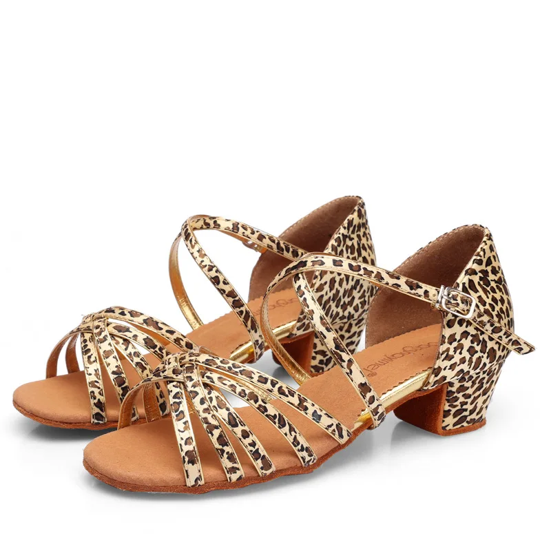 Groothandel Latin dansschoenen voor kinderen en meisjes, Latin dansschoenen met zachte zolen voor meisjes, kinderoefenschoenen, nieuwe stijl
