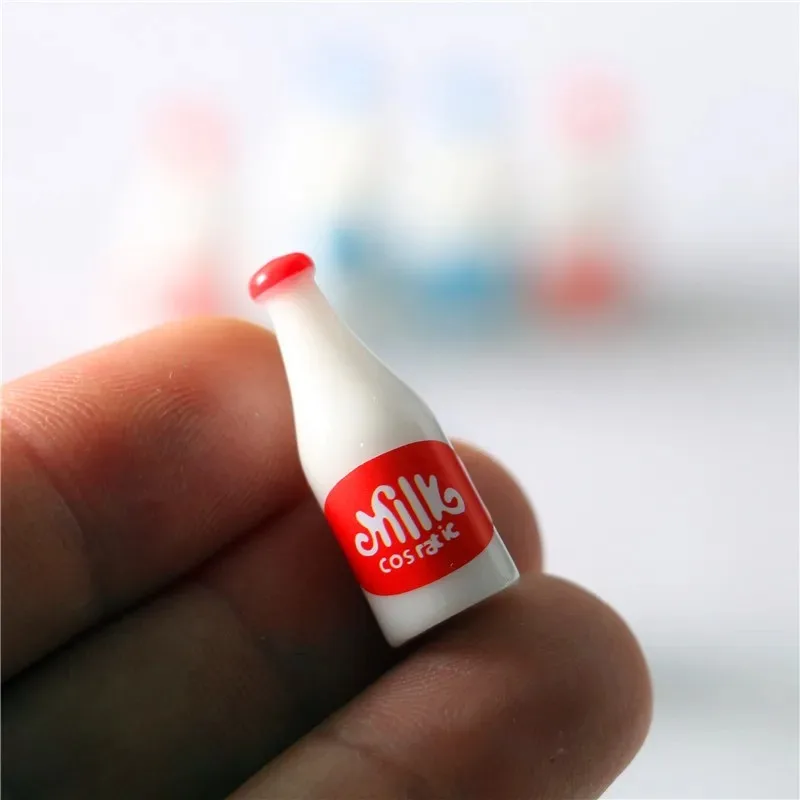 10 Stück/Set Kwaii Kinderspielzeug 1/12 Maßstab Weiße Milchflasche Puppenhaus Lebensmittel Möbel Spielzeug Miniatur Puppenhaus Spielzeug
