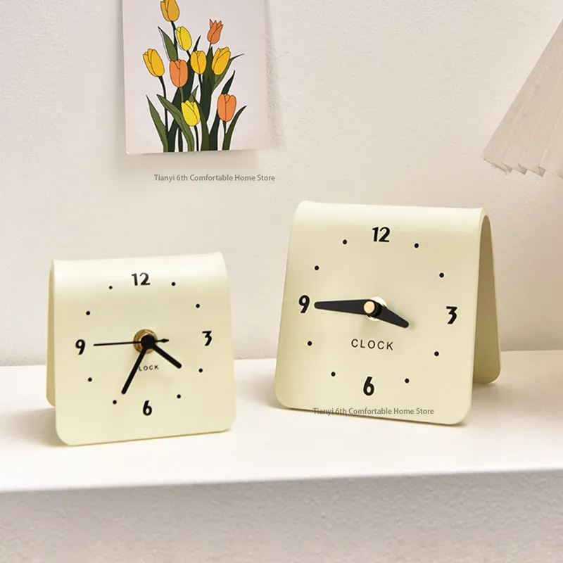 orologio-ornamentale-in-stile-nordico-color-crema-moderno-e-minimalista-per-soggiorno-camera-da-letto-design-silenzioso-decorazione-da-tavolo-klok-fytc