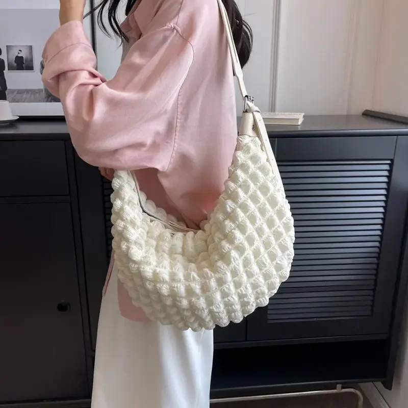 Niche Design Bag Female 2024 New Popular Explosive Single Shoulder 100 Crossbody Package Super Fire Dumpling Bag Lazy Wind